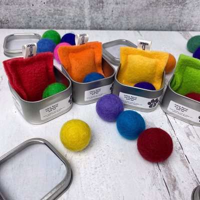 Simply B Vermont - Ravioli and Meatball Cat Toy Gift Tin