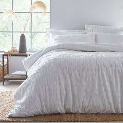 Aria Seersucker White 100% Cotton Duvet and Pillowcase Set White