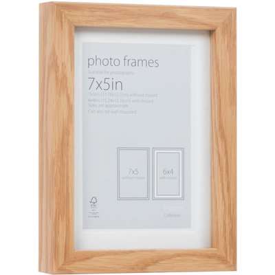 Photo Frame Oak 7 x 5 with 6 x 4 Mount Aperture