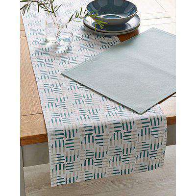 Helsinki Table Runner and 4 Placemats