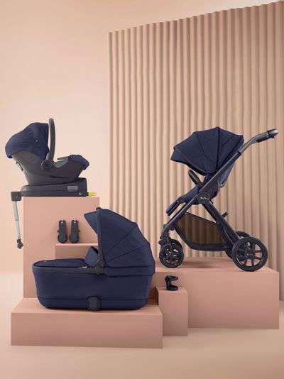 Silver Cross Reef Dream Travel Pack, First Bed Folding Carrycot, Dream Car Seat with Base & Accessories Bundle