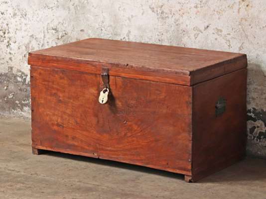 Large Rustic Storage Chest Brown