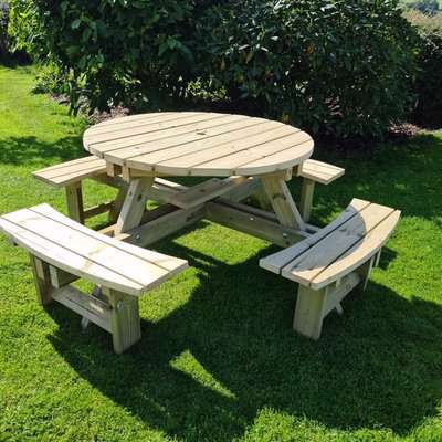 Westwood Round 8 Seat Picnic Table - Redwood